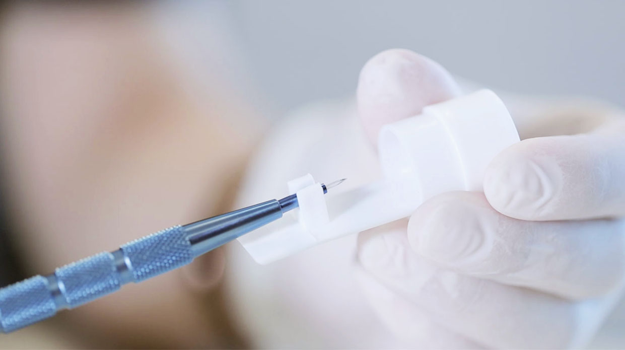 saphir-greffe-de-cheveux-operation-instrument-elithair